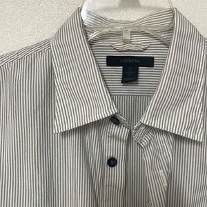 Express long sleeve dress button down. Medium/men’s